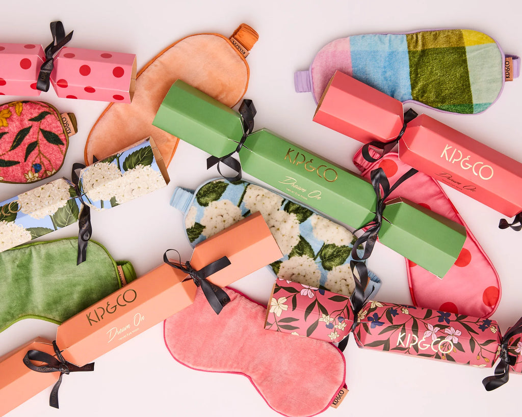 KIP & CO - VELVET EYE MASK - STRAWBERRY