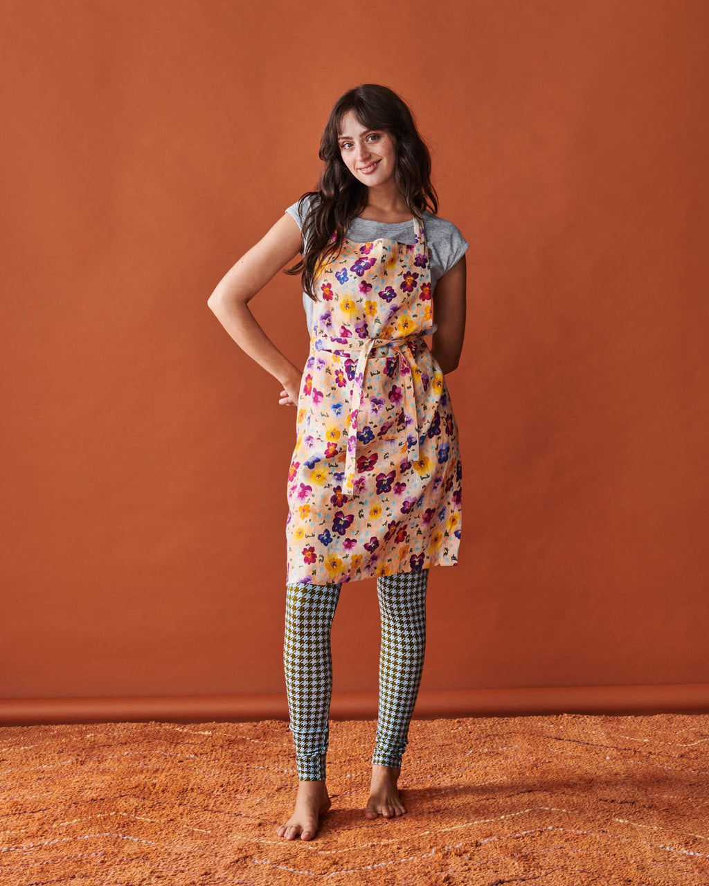 KIP & CO - LINEN APRON - PANSY