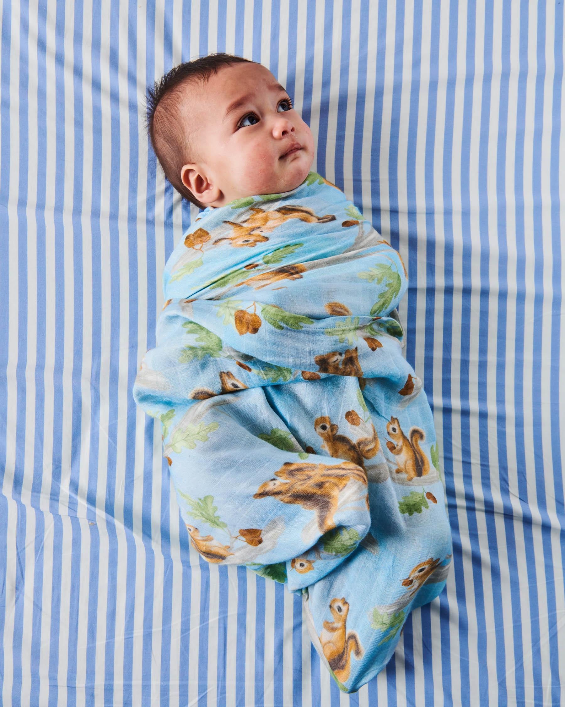 KIP & CO - BAMBOO SWADDLE - SQUIRREL SCURRY