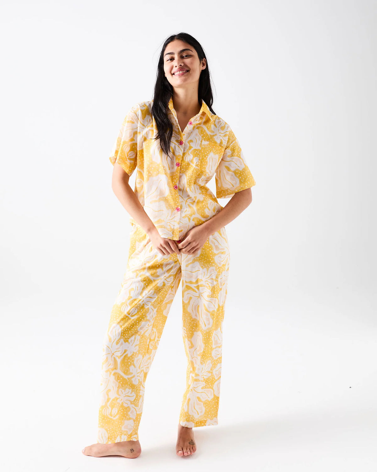KIP & CO X ANNA SPIRO - ADULT ORGANIC COTTON SHORT SLEEVE SHIRT & PANT PYJAMA SET - ELSTERNWIG FIG