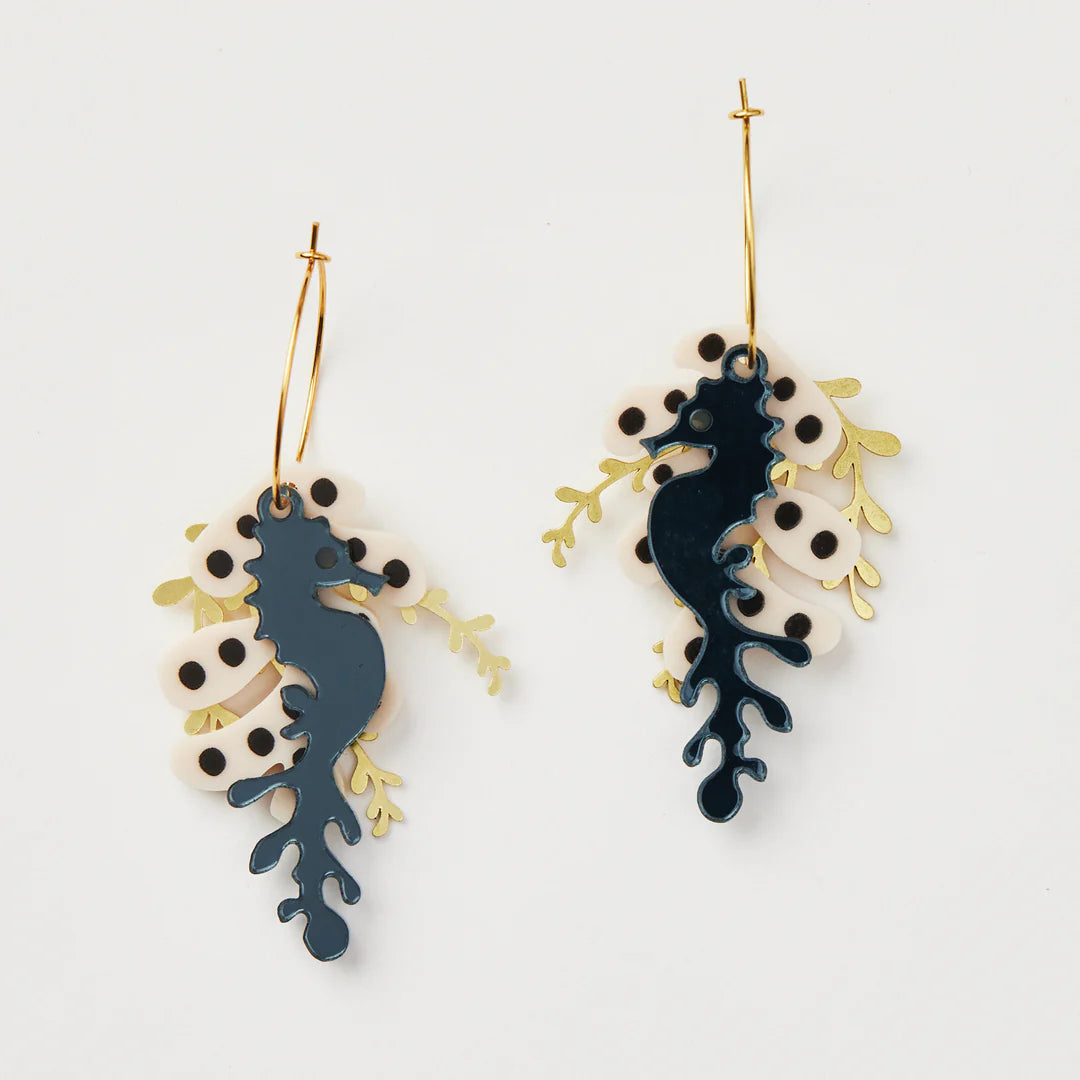 MARTHA JEAN - SEA HORSE HOOPS - BLACK / BEIGE