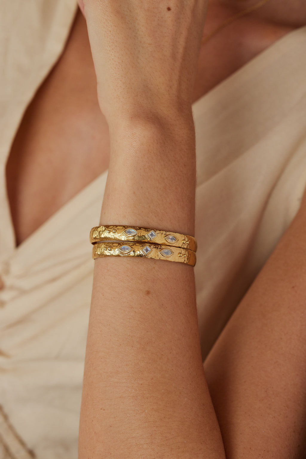 TONIMAY - CORONET MOONSTONE GOLD CUFF