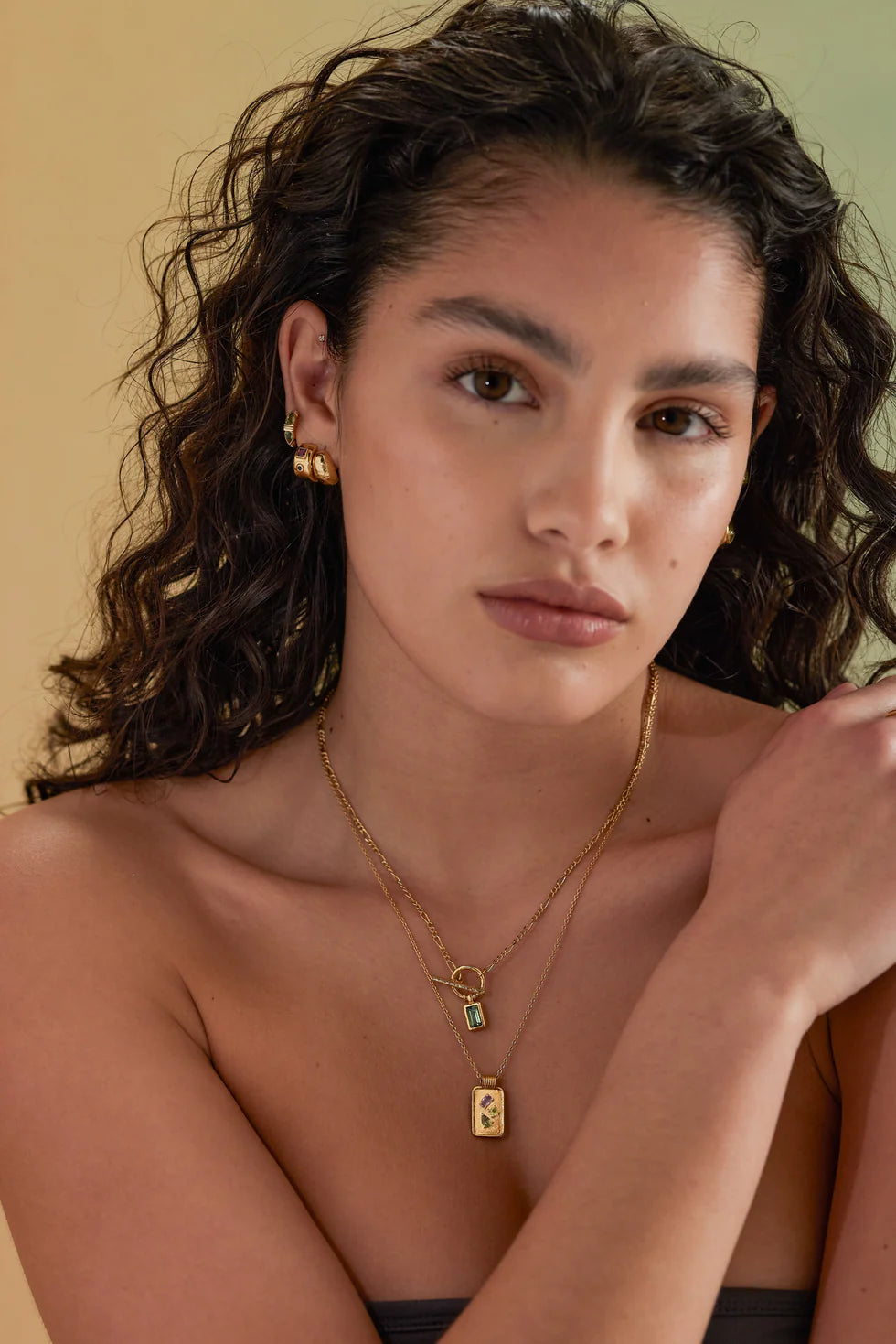 TONIMAY - DEA AMULET GOLD NECKLACE