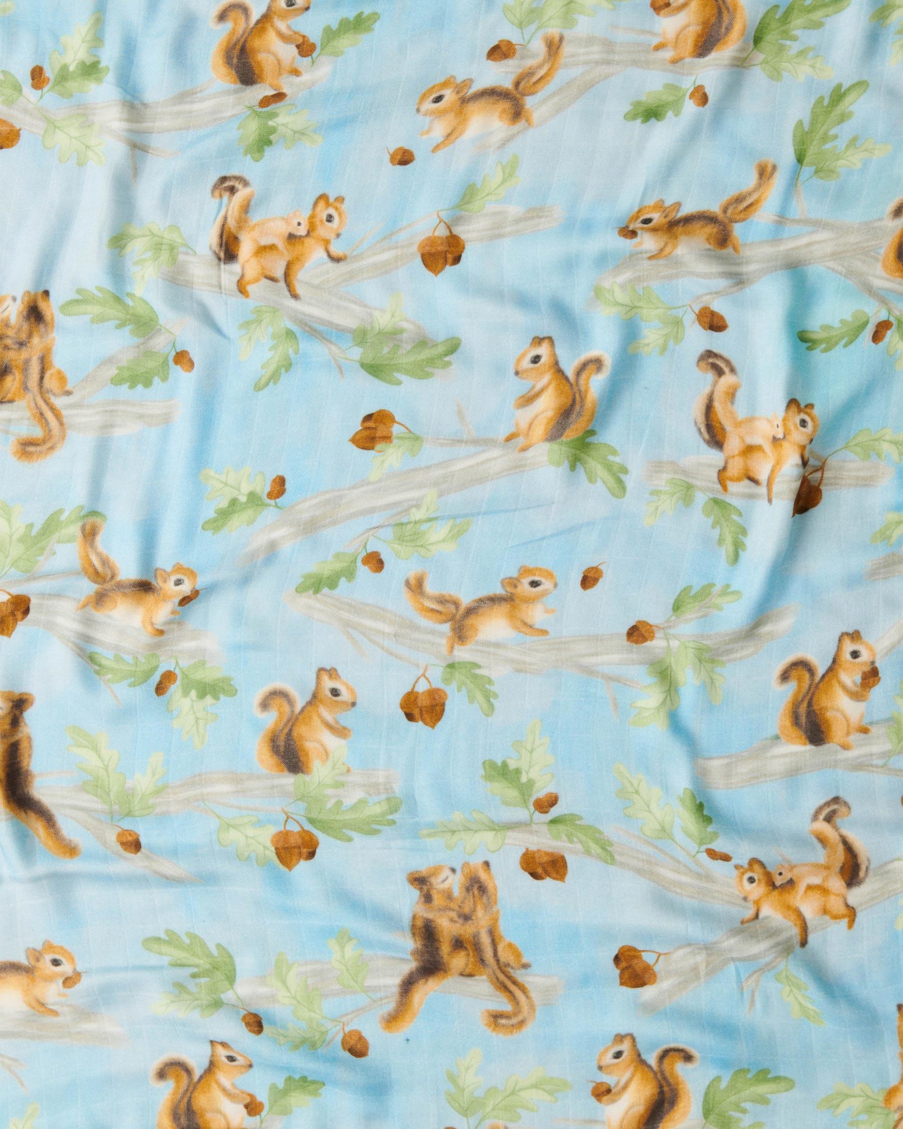 KIP & CO - BAMBOO SWADDLE - SQUIRREL SCURRY