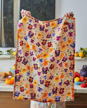 Load image into Gallery viewer, KIP &amp; CO - LINEN TEA TOWEL - PANSY
