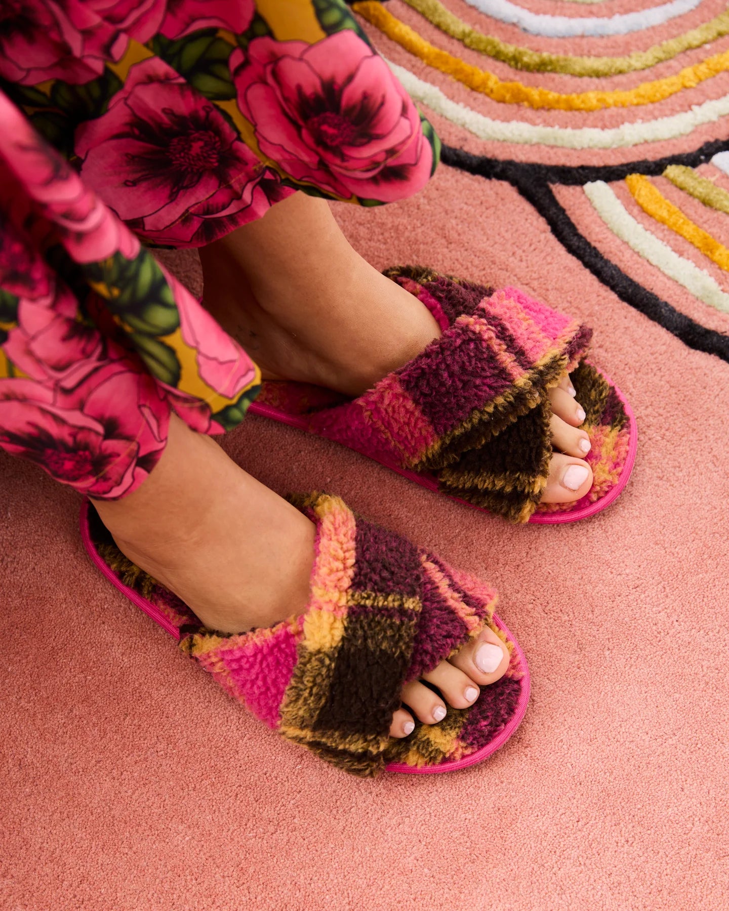 KIP & CO - ADULT SHERPA SLIPPERS - ALASKAN