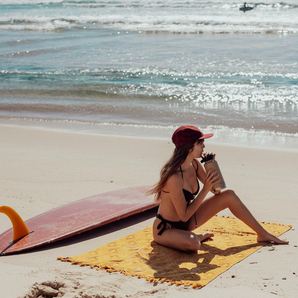 WANDERING FOLK - DAISY BEACH TOWEL - GOLDEN