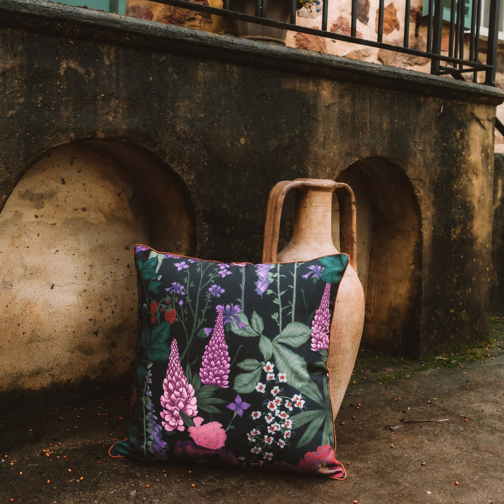 WANDERING FOLK - FLOURISH MEDIUM CUSHION COVER - CLOVER