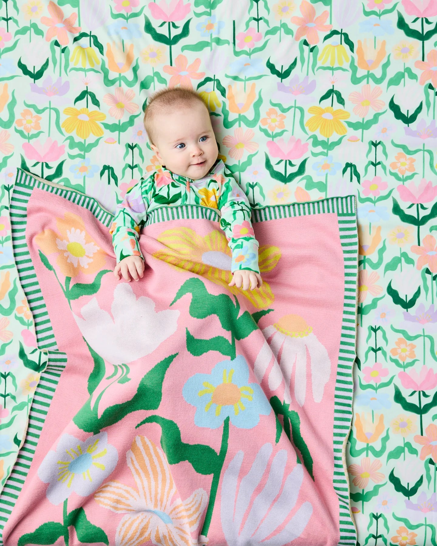 KIP & CO - COTTON KNITTED BLANKET - POPPING FLOWERS GREEN