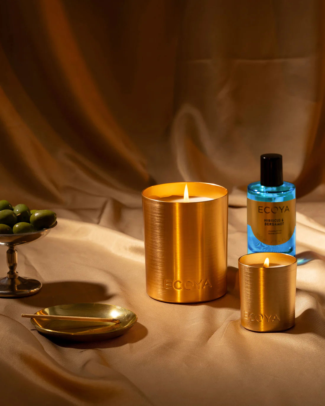 ECOYA - HOLIDAY: HIBISCUS & BERGAMOT GOLDIE CANDLE