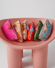 Load image into Gallery viewer, KIP &amp; CO - VELVET TOILETRY BAG - CANOPY
