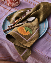 Load image into Gallery viewer, KIP &amp; CO - EMBROIDERED LINEN 4P NAPKIN SET - AUTUMN FRUITS
