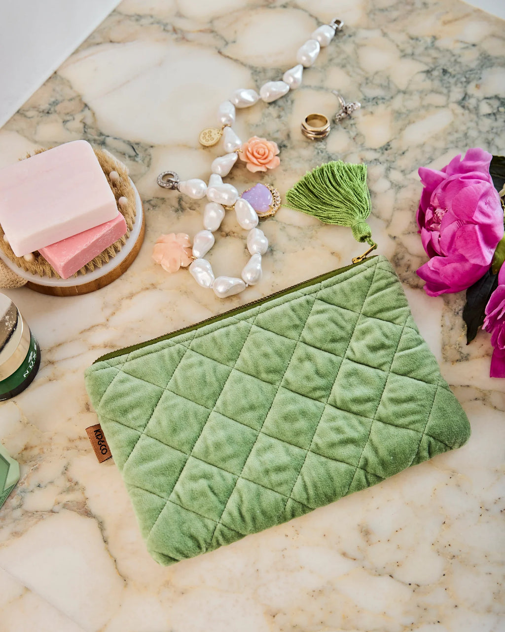 KIP & CO - VELVET COSMETICS PURSE - PESTO