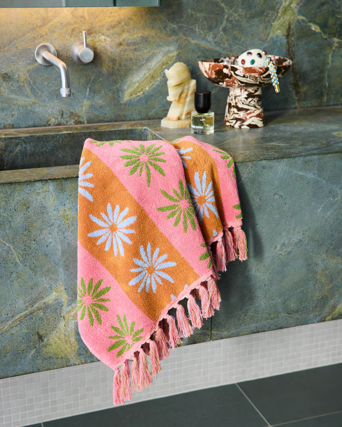 KIP & CO - TERRY HAND TOWEL - LITTLE DAISY