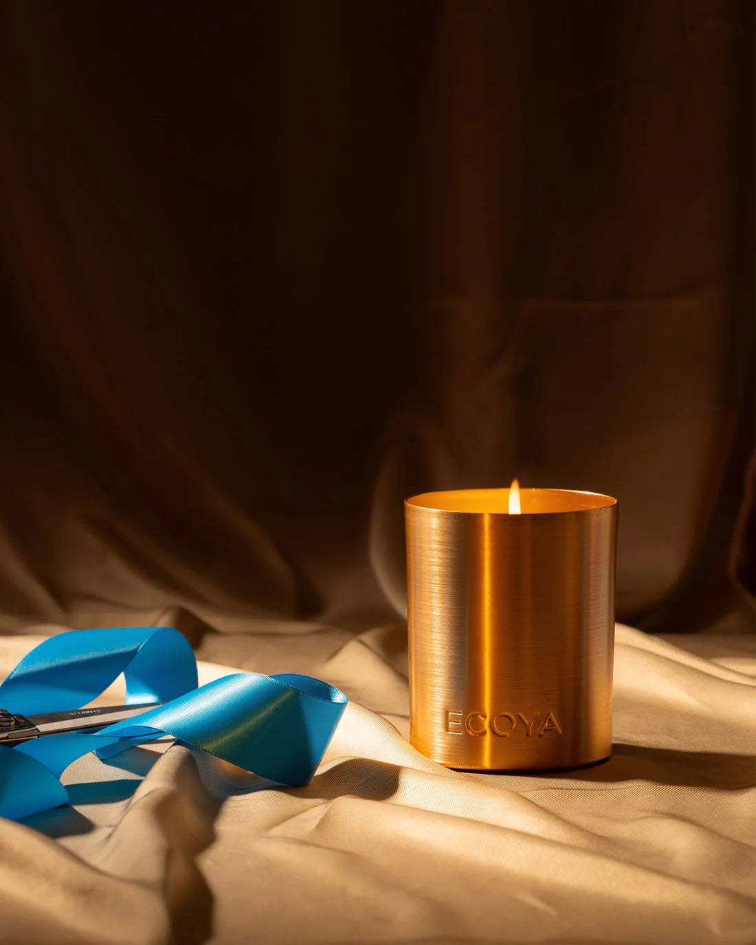 ECOYA - HOLIDAY: HIBISCUS & BERGAMOT GOLDIE CANDLE