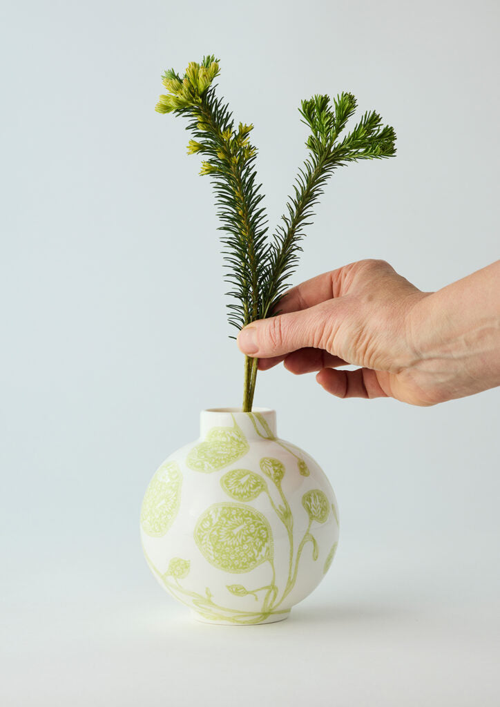 ANGUS & CELESTE - BULB VASE - GREEN NASTURTIUM