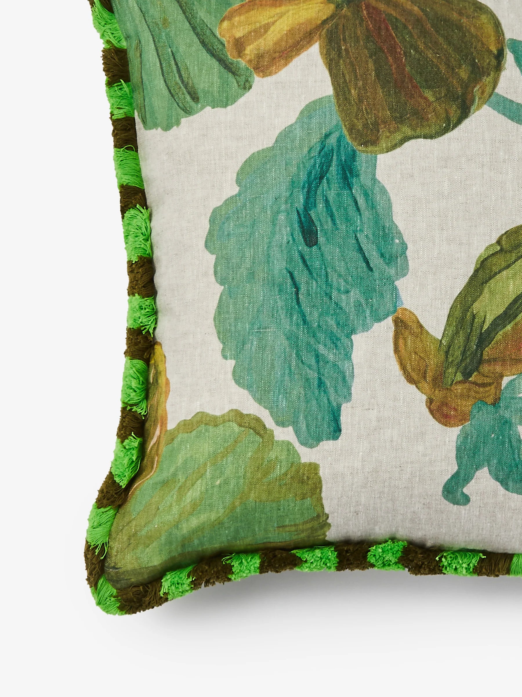 BONNIE & NEIL - WILD PANSY LINEN CUSHION 50CM - VERDE
