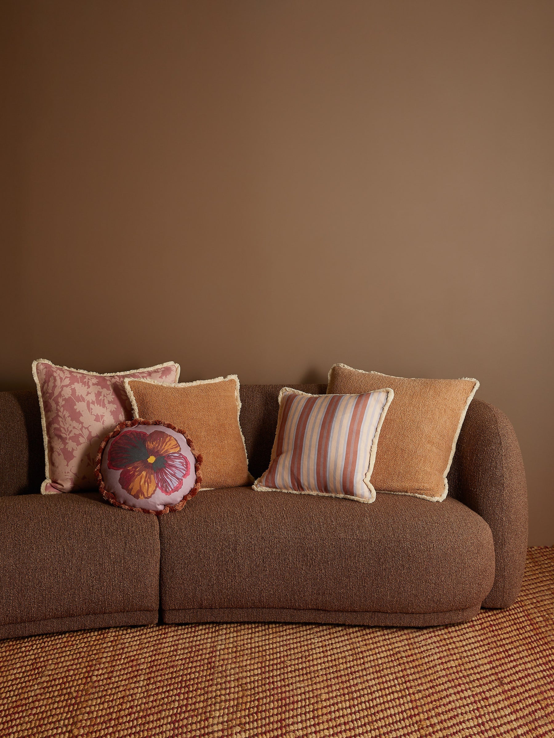 BONNIE & NEIL - WILD PANSY LINEN ROUND CUSHION 45CM - LILAC