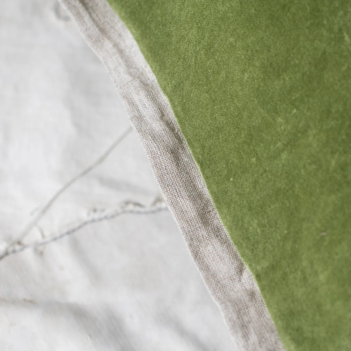 EN FIL D'INDIENNE FRANCE - FRENCH LINEN CUSHION - COCHIN