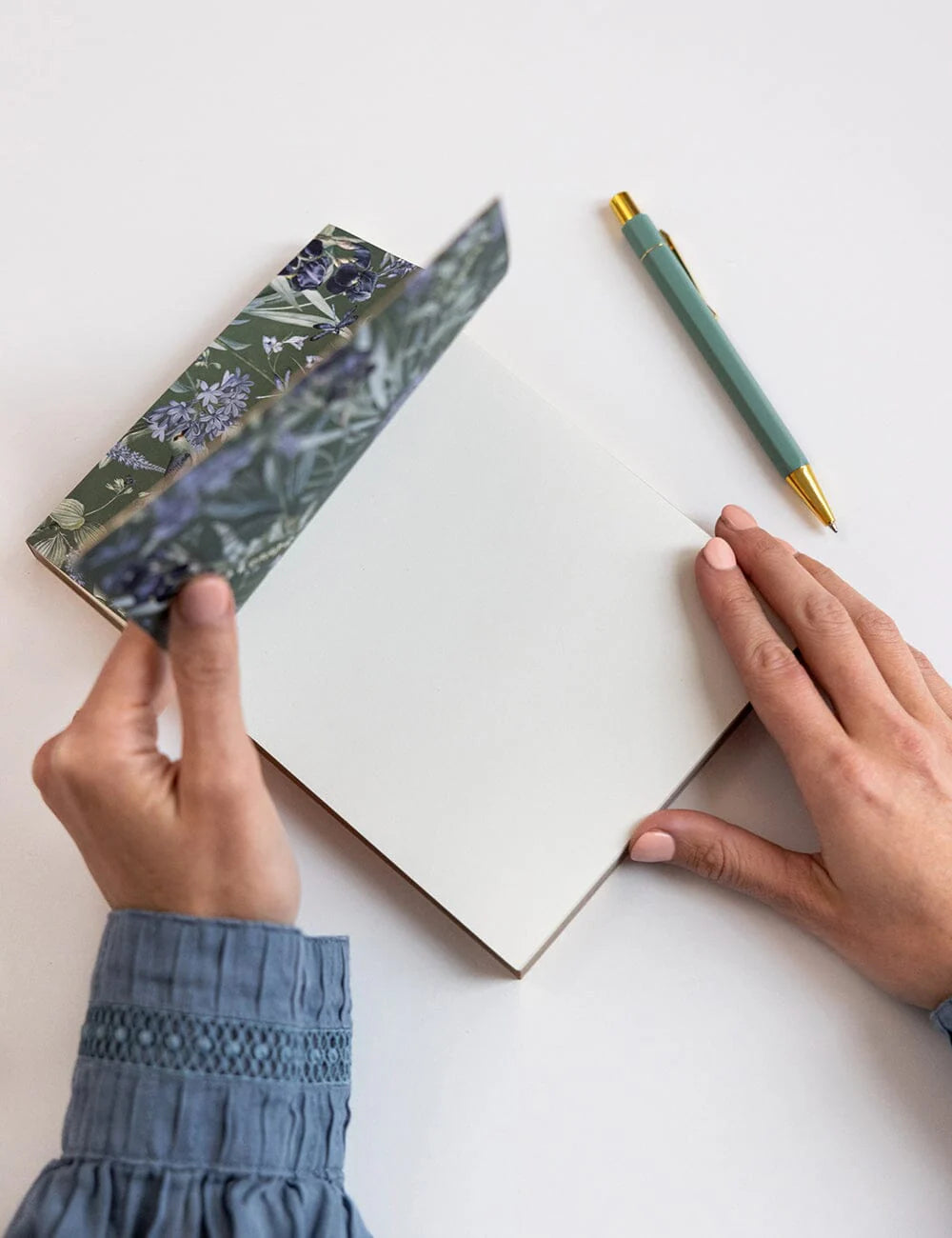 BESPOKE LETTERPRESS - NOTEPAD DESKTOP JOTTER - INDIGO HAVEN