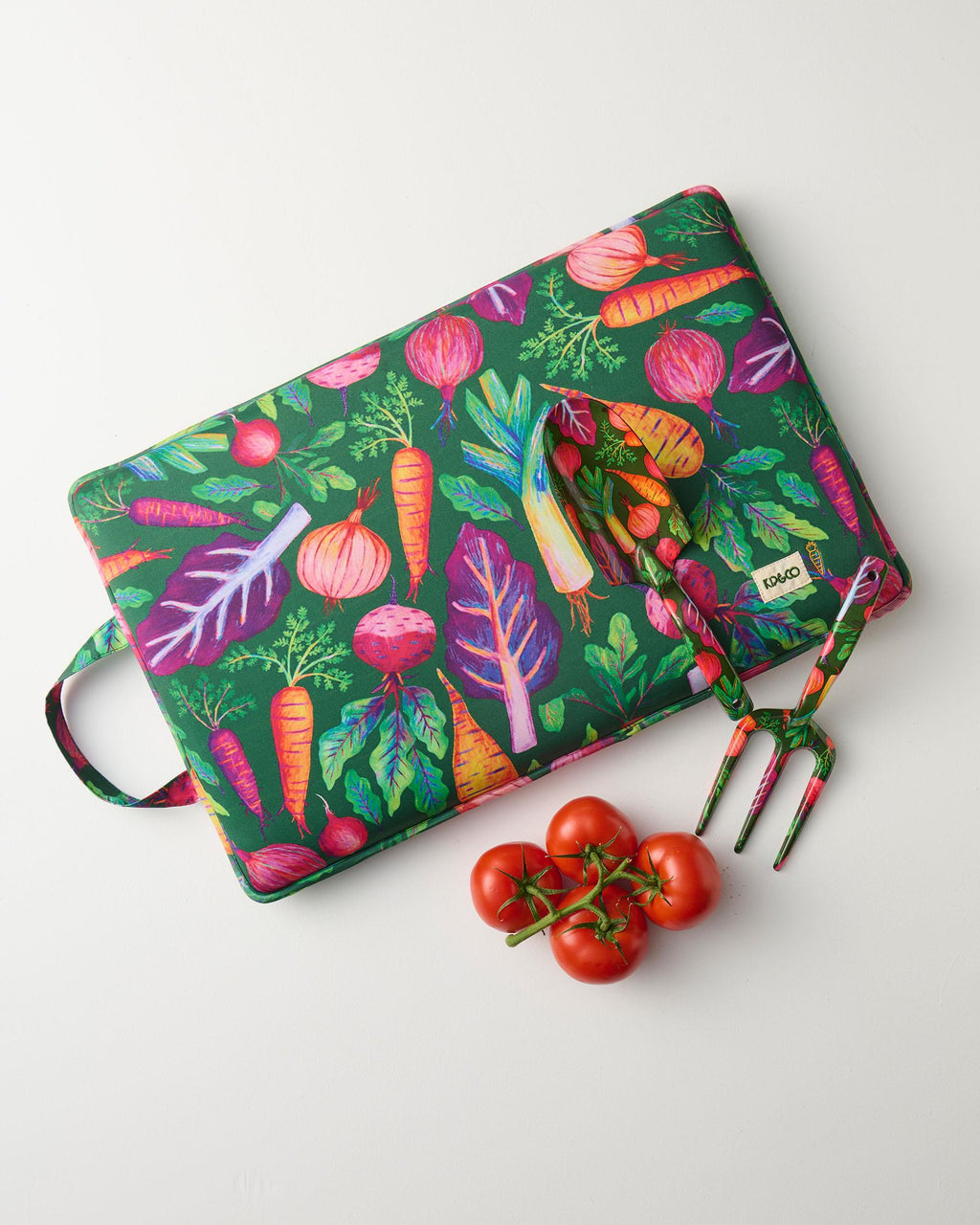 KIP & CO - GARDEN KNEELING MAT - VEGGIE SOUP