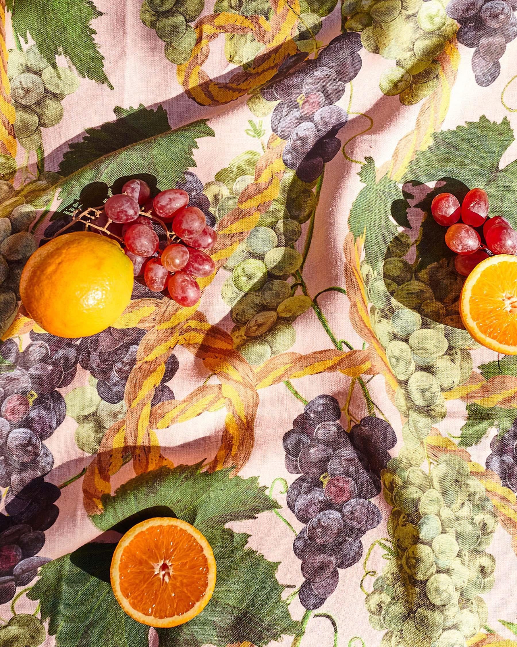 KIP & CO - LINEN TABLECLOTH - THE VINE