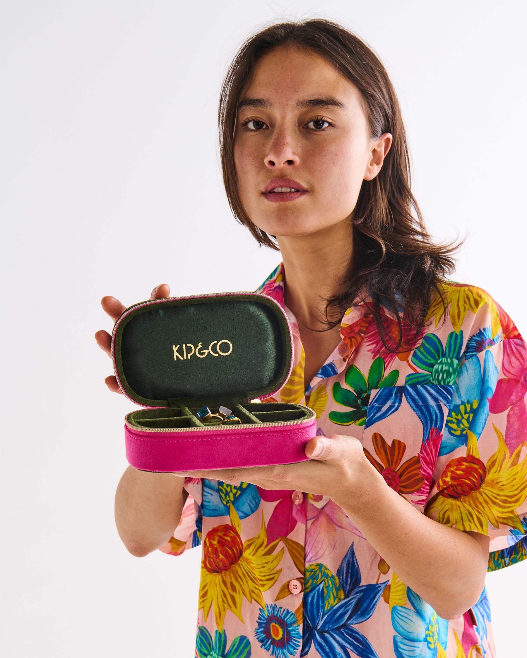 KIP & CO - TRAVEL VELVET JEWELLERY BOX - PRICKLY PEAR