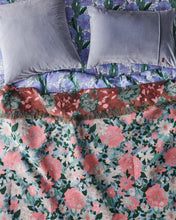 Load image into Gallery viewer, KIP &amp; CO - ORGANIC COTTON FITTED SHEET - TUMBLING FLOWERS
