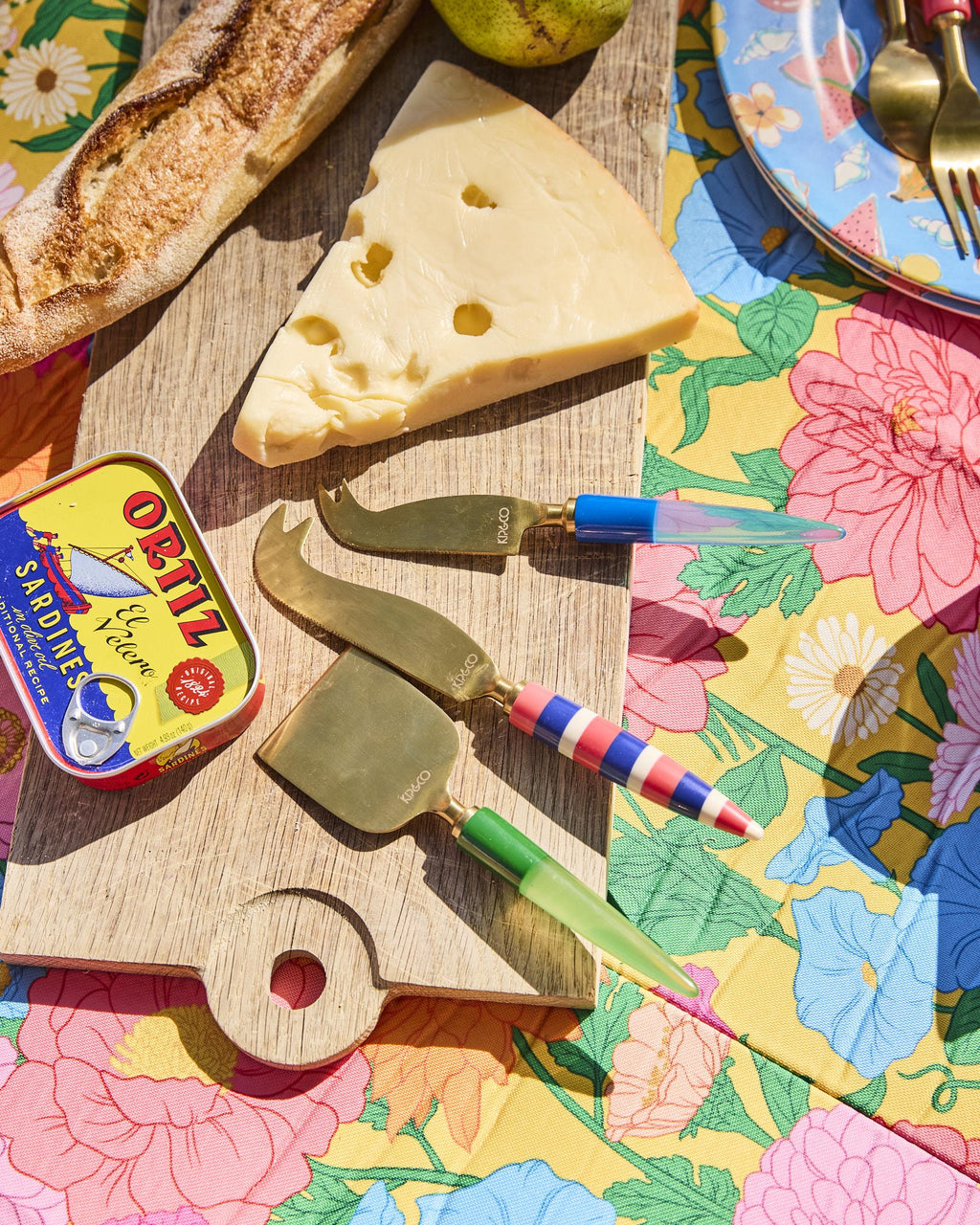 KIP & CO - CHEESE KNIFE SET - BEJEWELLED