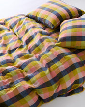 Load image into Gallery viewer, KIP &amp; CO - LINEN KING QUILT COVER - FLORIDA TARTAN
