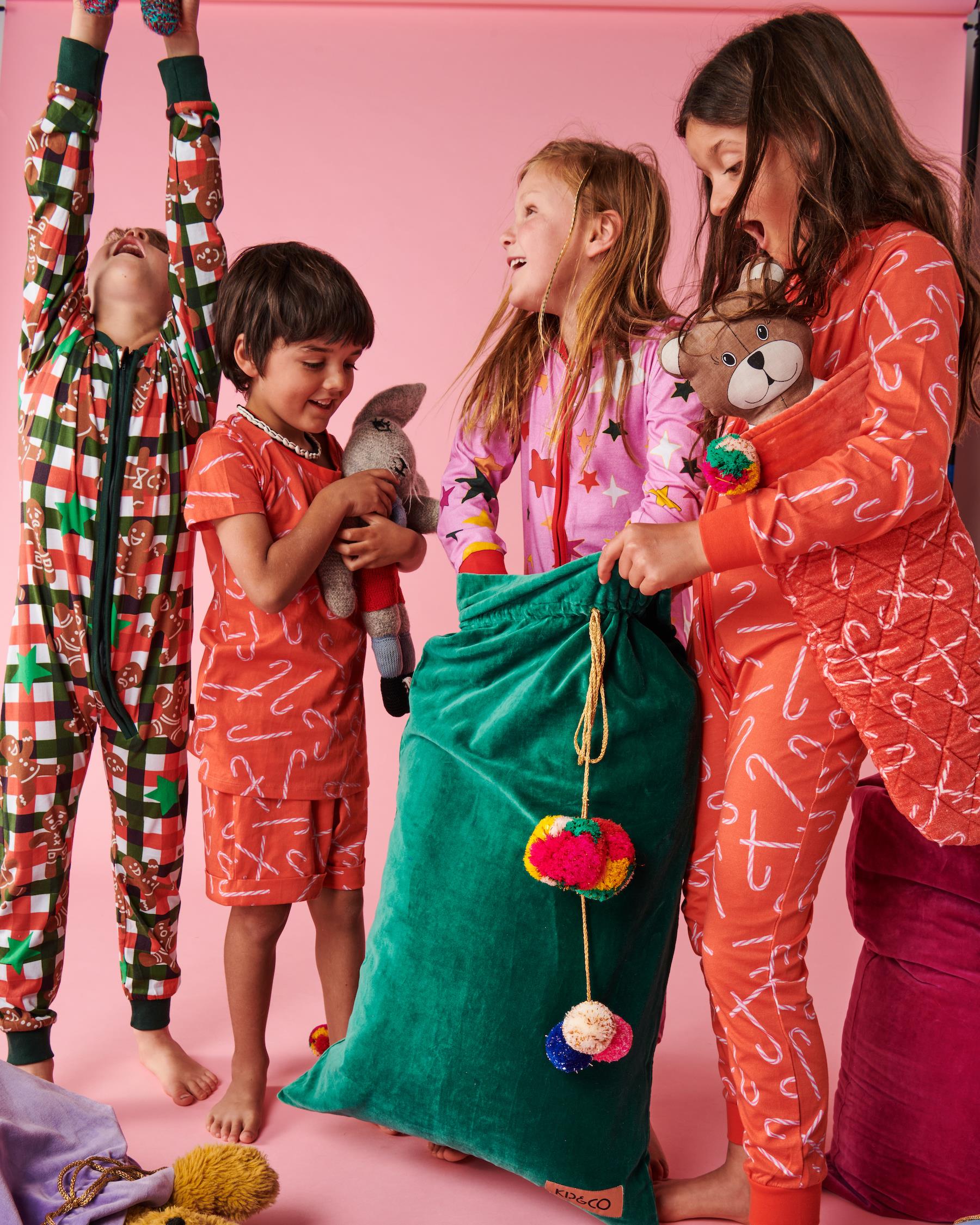 KIP & CO - VELVET SANTA SACK - JADE GREEN