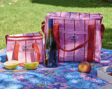 Load image into Gallery viewer, KIP &amp; CO - LUNCH BAG - ICED VOVO STRIPE
