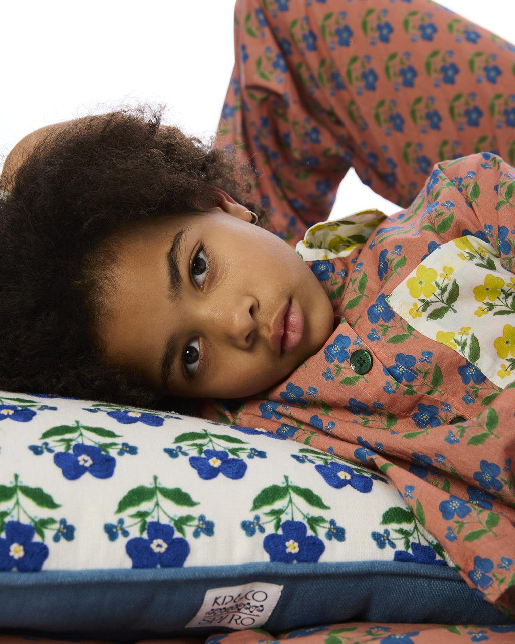 KIP & CO x ANNA SPIRO - EMBROIDERED CUSHION - INDIAN SUMMER WHITE