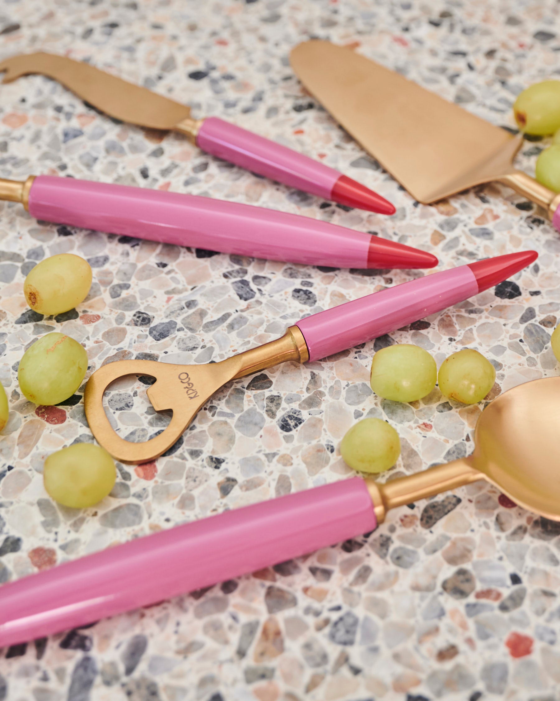KIP & CO - HOT LIPS BRASSERIE SALAD SERVERS