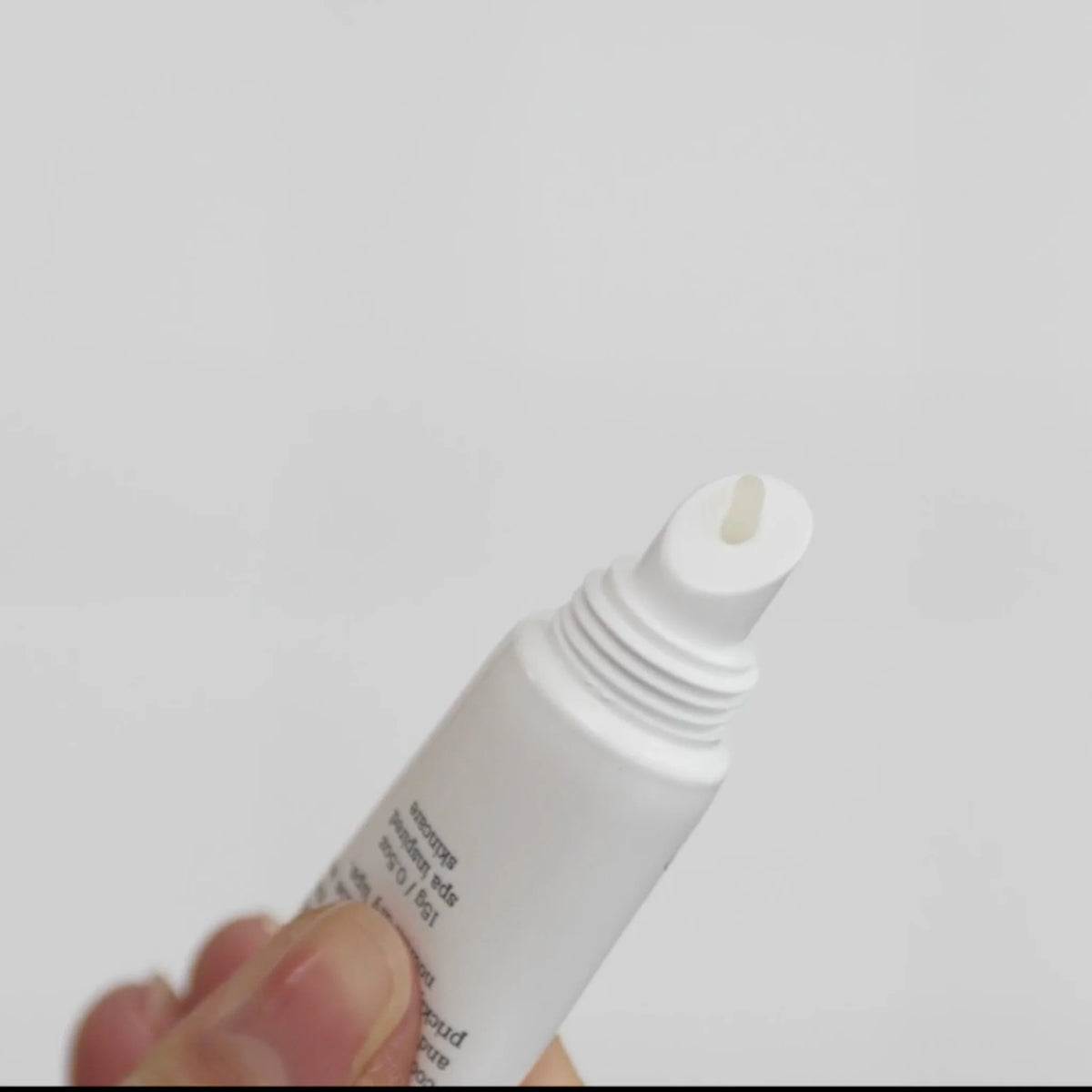 SALUS - LIP TREATMENT BALM - VANILLA