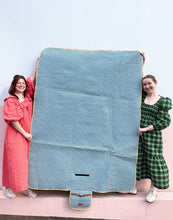 Load image into Gallery viewer, THE SOMEWHERE CO. - MARSEILLE PICNIC RUG
