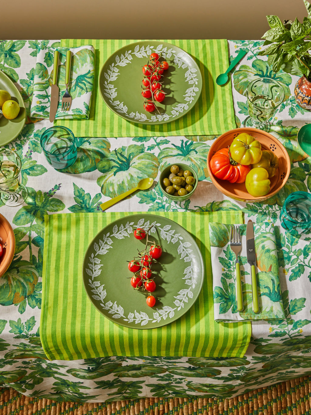 BONNIE & NEIL - NAPKINS SET OF 4 - HEIRLOOM GREEN