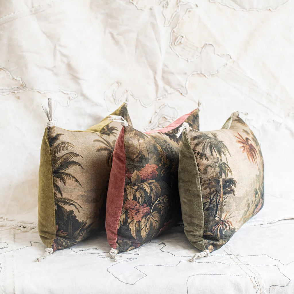 EN FIL D'INDIENNE FRANCE - NAMRANA CUSHION - PEACH ROSE