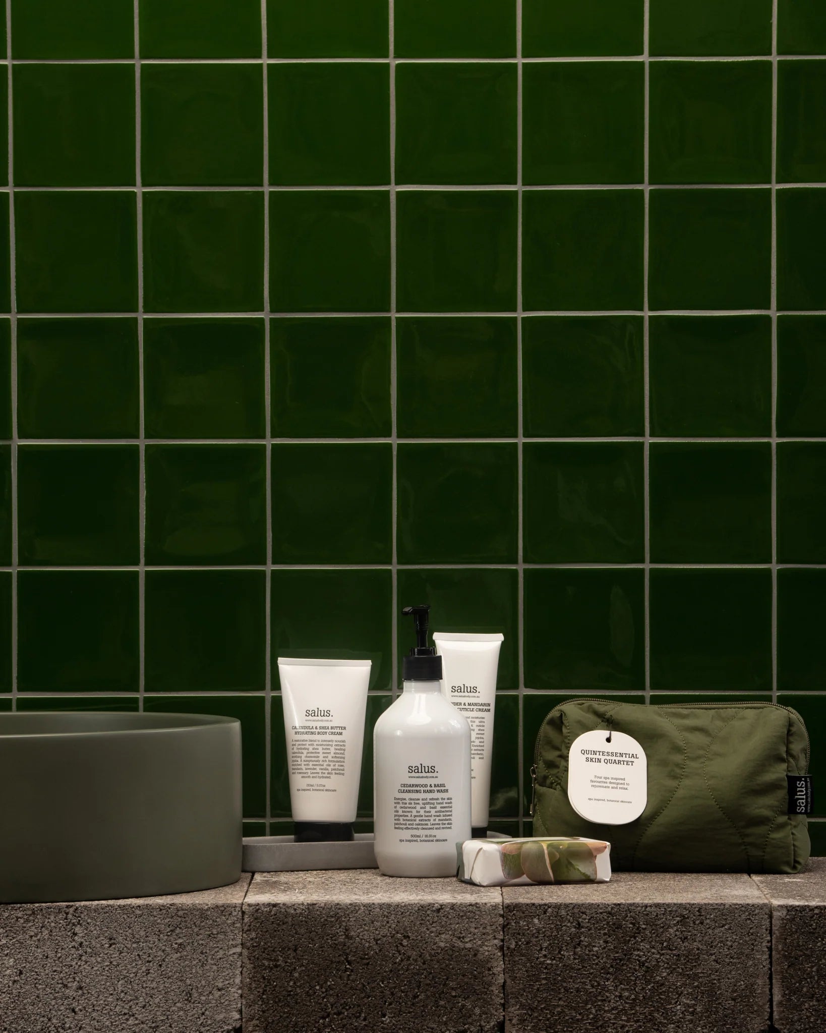 SALUS - QUINTESSENTIAL SKIN QUARTET
