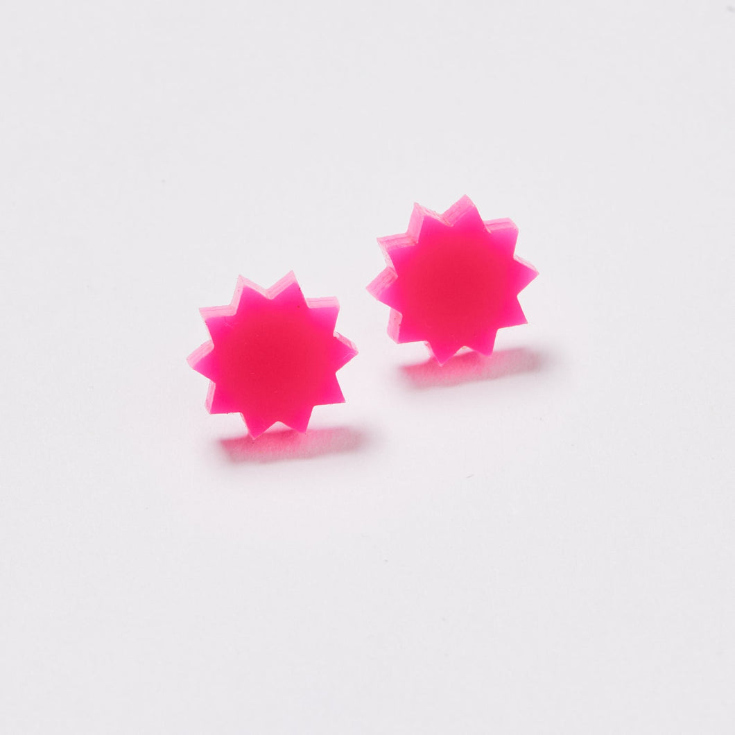 MARTHA JEAN - STAR STUD EARRINGS - HOT PINK