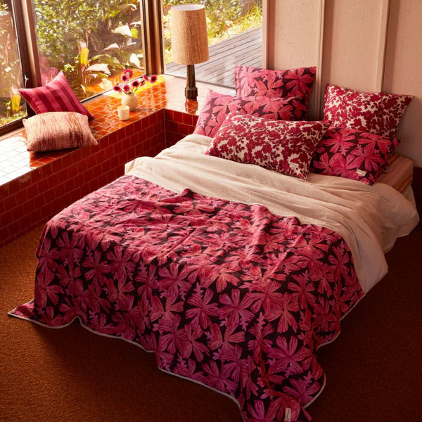 BONNIE & NEIL - ROSETTA PINK STANDARD PILLOWCASES - SET OF 2