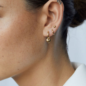 LINDA TAHIJA - AMORE CLASSIC HUGGIE EARRINGS