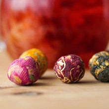 Load image into Gallery viewer, BETTER TEA CO - BLOOMING TEA BALLS ( SET OF 6 )
