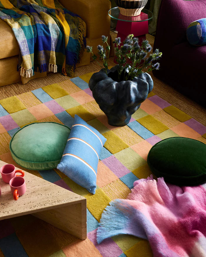 KIP & CO - VELVET PEA CUSHION - PISTACHIO