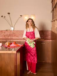 BONNIE & NEIL - JARDIN CERISE LINEN APRON