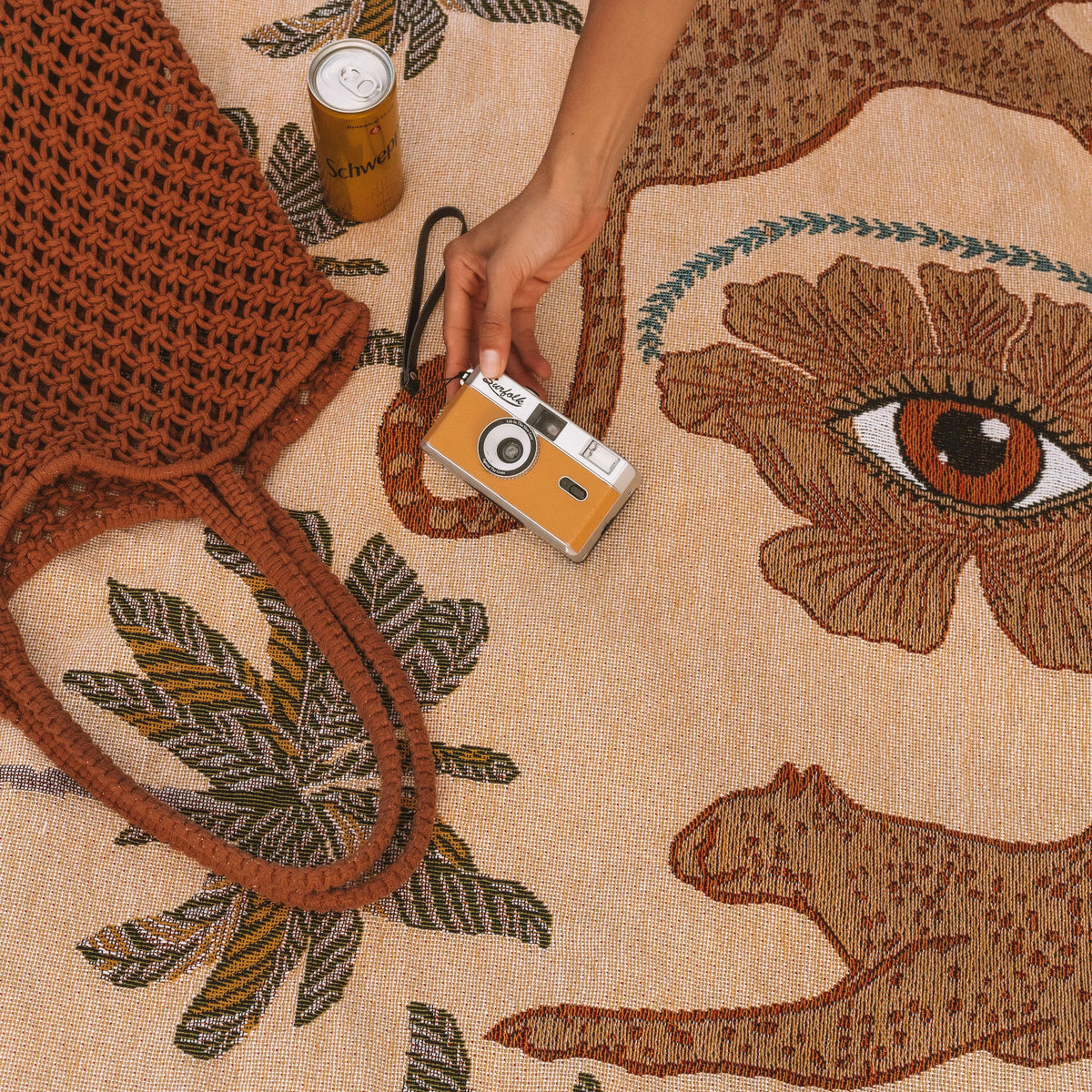 WANDERING FOLK - EYE OF THE JUNGLE THROW - DUNE