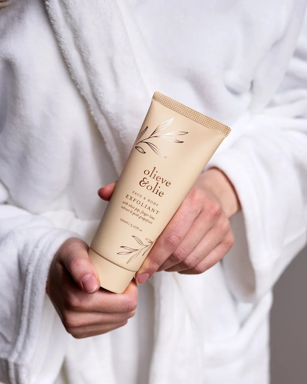 OLIEVE & OLIE - FACE & BODY EXFOLIANT