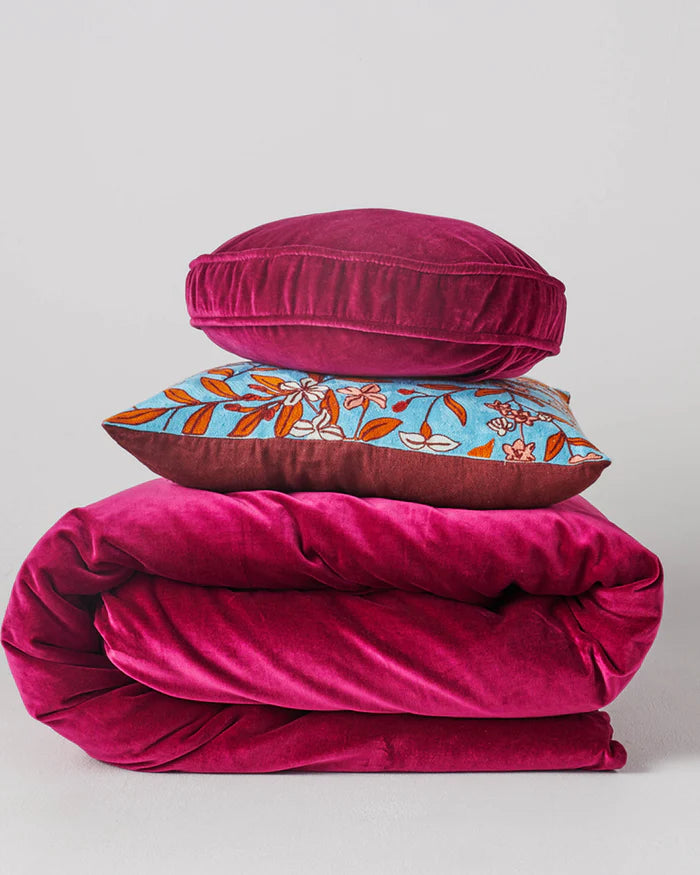 KIP & CO - VELVET PEA CUSHION - ANEMONE