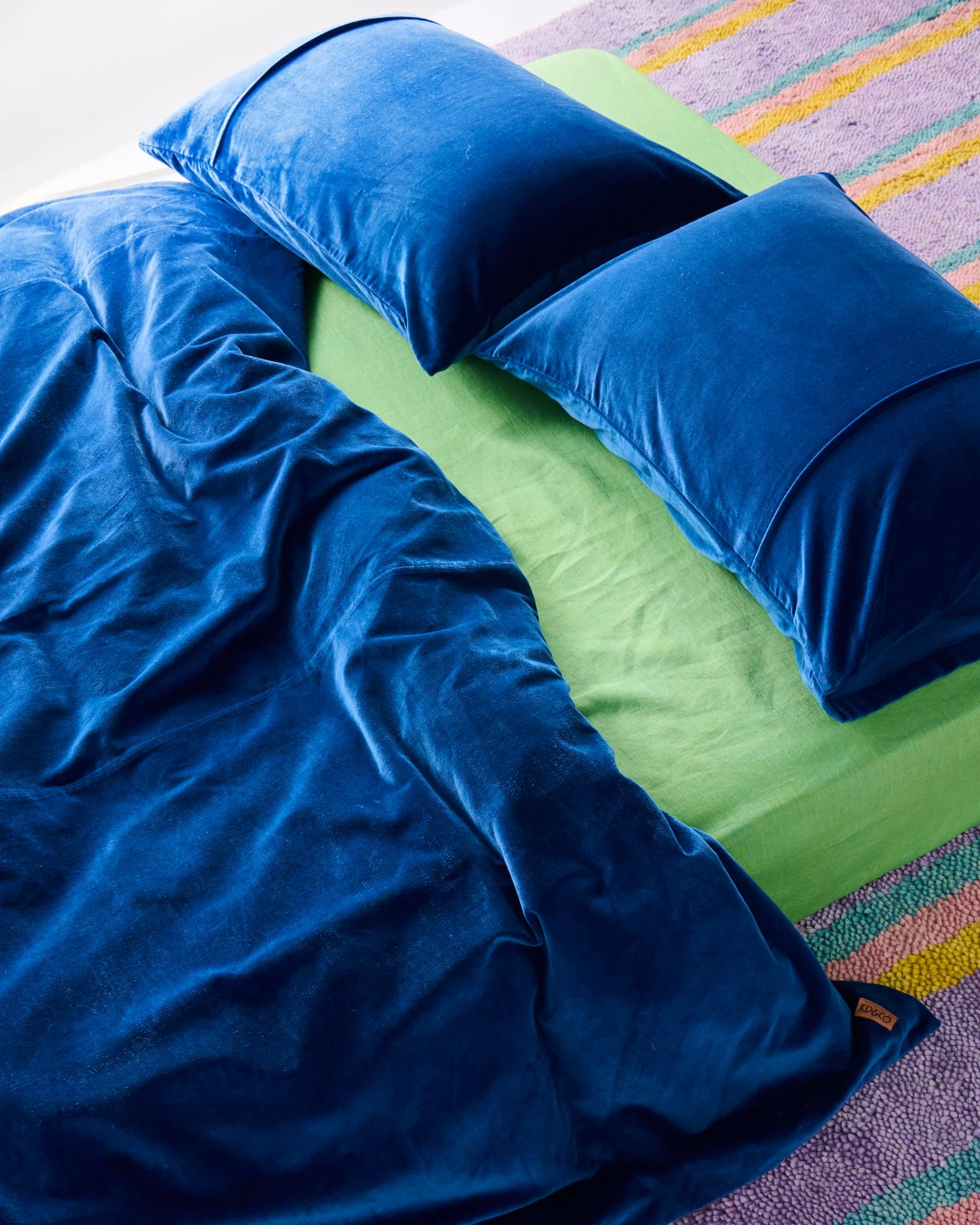 KIP & CO - LINEN FITTED SHEET - GREEN TEA