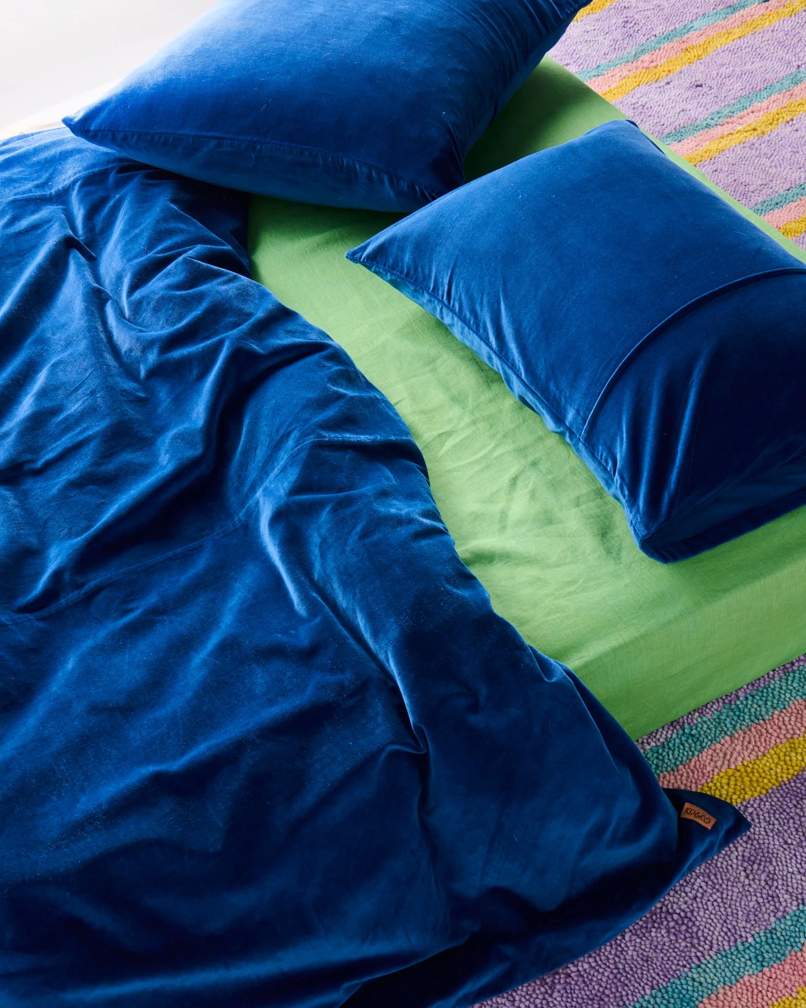 KIP & CO - VELVET QUILT COVER - OCEAN